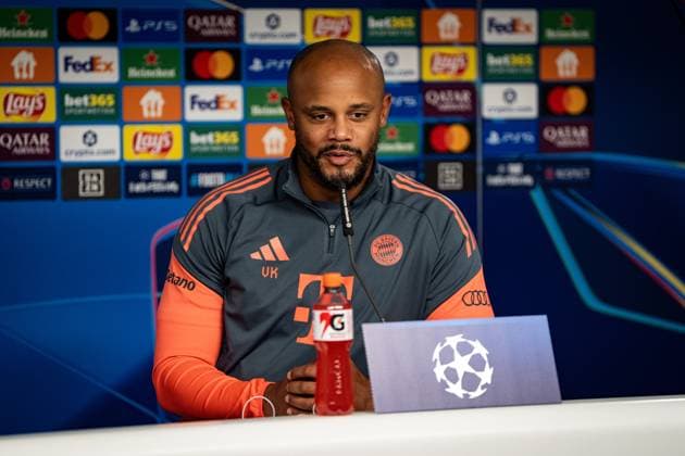 Fußball Champions League Pressekonferenz FC Bayern München am 21.10.2025 auf dem Trainingsgelände an der Säbener Straße in München Vincent Kompany ( Trainer Cheftrainer München ) Photo by FC Bayern München via REVIERFOTO