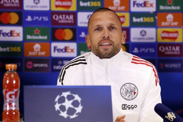 LONDON - Ajax coach John Heitinga during the MD-1 press conference, PK, Pressekonferenz ahead of the UEFA Champions League match against Chelsea FC at Stamford Bridge on October 21, 2025, in London, United Kingdom. ANP MAURICE VAN STEEN UEFA Champions League 2025-2026 xVIxANPxSportx xxANPxIVx 539887974 originalFilename: 539887974.jpg