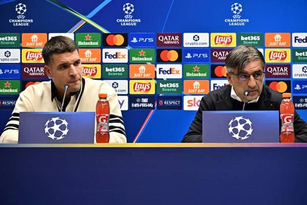 October 21, 2025, Bergamo, Lombardia: Atalanta s Berat Djimsiti and Atalanta s coach Ivan Juric during press conference, PK, Pressekonferenz on the eve of the UEFA Champions League soccer match between Atalanta BC and SK Slavia Praha at Bergamo Stadium in Bergamo, Italy, 21 October 2025..ANSA MICHELE MARAVIGLIA. Soccer: Champions League; Atalanta-Slavia Praha  - ZUMAa110 20251021_zaf_a110_041 Copyright: xMichelexMaravigliax