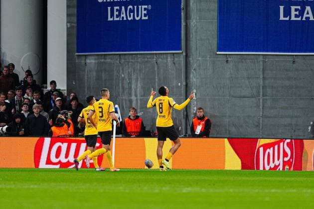 Torjubel Borussia Dortmund nach Tor zum 0:1 Felix Nmecha (Borussia Dortmund, 08) DEN, FC Kopenhagen vs. Borussia Dortmund, Fussball, UEFA Champions League, Spieltag 3, Spielzeit 2025 2026, 21.10.2025 DEN, FC Kopenhagen vs. Borussia Dortmund, Fussball, UEFA Champions League, Spieltag 3, Spielzeit 2025 2026, 21.10.2025 Kopenhagen Copyright: xEibner-Pressefoto MarcelxvonxFehrnx EP_MFN