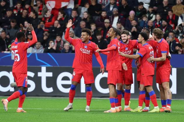 21.10.2025, xrekx, Fussball UEFA Champions League, Bayer 04 Leverkusen - Paris St. Germain PSG v.l. Torjubel nach dem Tor zum celebrating the goal celebrate 0:1 durch Willian Pacho (FC Paris Saint-Germain) (DFL DFB REGULATIONS PROHIBIT ANY USE OF PHOTOGRAPHS as IMAGE SEQUENCES and or QUASI-VIDEO) Leverkusen