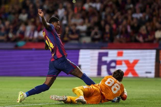 October 21, 2025, Barcelona, Barcelona, SPAIN: Marcus Rashford of FC Barcelona, Barca in action during the UEFA Champions League 2025 26 League Phase MD3 match between FC Barcelona and Olympiacos FC at Estadi Olimpic Lluis Companys on October 21, 2025 in Barcelona, Spain. Barcelona SPAIN - ZUMAa181 20251021_zaa_a181_353 Copyright: xJavierxBorregox