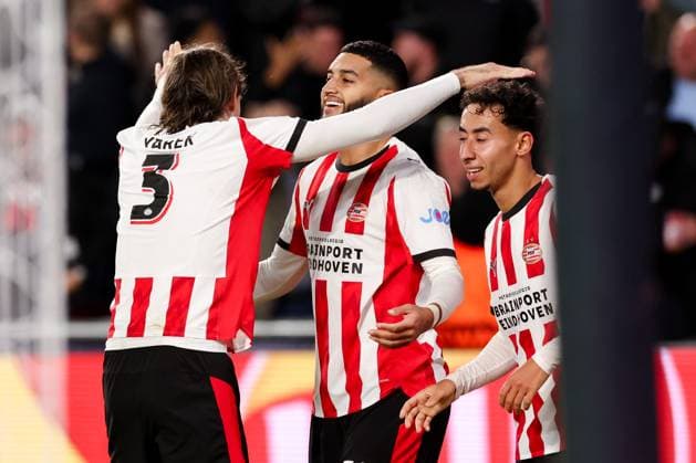 2025-10-21 PSV v SSC Napoli - UEFA Champions League 2025 26 League Phase MD3 EINDHOVEN, NETHERLANDS - OCTOBER 21: Ismael Saibari of PSV celebrates after scoring his teams second goal, Yarek Gasiorowski of PSV during the UEFA Champions League 2025 26 League Phase MD3 match between PSV and SSC Napoli at Philips Stadion on October 21, 2025 in Eindhoven, Netherlands. Eindhoven Philips Stadion Netherlands Content not available for redistribution in The Netherlands directly or indirectly through any third parties. Copyright: xBenxGalx