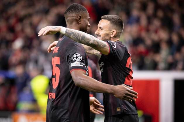UEFA Champions League, Bayer 04 Leverkusen vs. Paris Saint-Germain, 21.10.2025 LEVERKUSEN, GERMANY - OCTOBER 21: Aleix Garcia (Bayer 04 Leverkusen, 24) scored a penalty and celebrates with Christian Kofane (Bayer 04 Leverkusen, 35) during the UEFA Champions League match on gameday 3 between Bayer 04 Leverkusen vs. Paris Saint-Germain at BayArena on October 21, 2025 in Leverkusen, Germany. DFL REGULATIONS PROHIBIT ANY USE OF PHOTOGRAPHS AS IMAGE SEQUENCES AND OR QUASI-VIDEO. Copyright: xBEAUTIFULxSPORTS AxelxKohringx