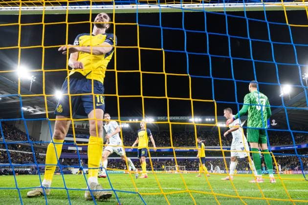 Royale Union Saint-Gilloise v Inter Milan - UEFA Champions League BRUSSELS, BELGIUM - OCTOBER 21 : Burgess Christian defender of Union Saint-Gilloise dejected after an opponent s goal during the UEFA Champions League 2025 26 League Phase MD3 match between Royale Union Saint-Gilloise and Inter Milan on October 21, 2025 in Brussels, Belgium, 21 10 2025 Brussels Belgium  Copyright: xPeterxDexVoechtx