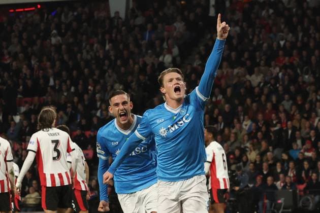 October 21, 2025, Eindhoven, Naples, Netherlands: Scott McTonimay of Napoli celebrates after scoring their first gol during the UEFA Champions League 2025 26 League Phase MD3 match between PSV Eindhoven and SSC Napoli at Philips. Stadium on October 21, 2025 in Eindhoven, Netherlandsduring the UEFA Champions League 2025 26 League Phase MD3 match between PSV Eindhoven and SSC Napoli at Philips. Stadium on October 21, 2025 in Eindhoven, Netherlands Eindhoven Netherlands - ZUMAl131 20251021_zsp_l131_025 Copyright: xCiroxDexLucax