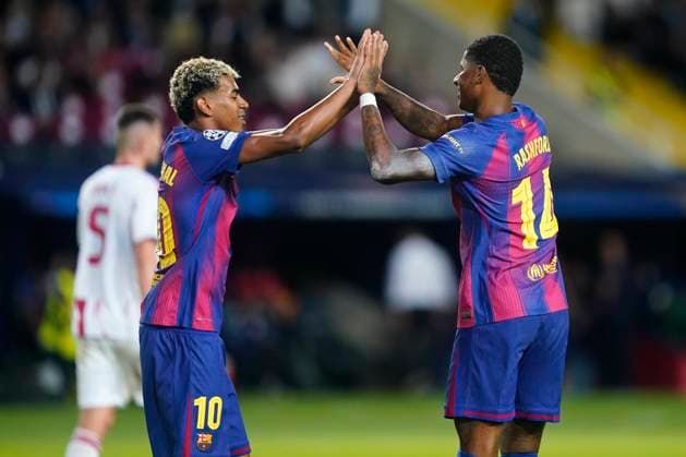 ESP: FC Barcelona, Barca v Olympiacos FC. UEFA Champions League. Matchday 3. Marcus Rashford and Lamine Yamal of FC Barcelona during the UEFA Champions League match, between FC Barcelona and Olympiacos FC, Lluis Companys Stadium on October 21, 2025 in Barcelona, Spain. kpng Copyright: xSergioxRuizx xImagox PS_2501021_BAR_OLY_2526_067