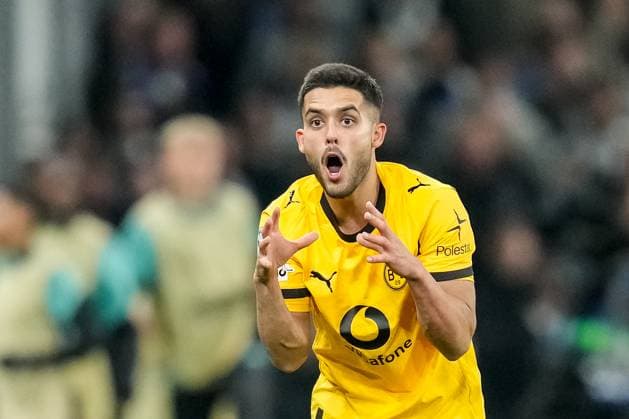Yan Couto (Borussia Dortmund) gestures during the UEFA Champions League 2025 26 League Phase MD3 match between F.C. Copenhagen and Borussia Dortmund at Parken Stadium on October 21, 2025 in Copenhagen, Denmark. (Photo by Alex Gottschalk DeFodi Images) Yan Couto Borussia Dortmund gestures during the UEFA Champions League 2025 26 League Phase MD3 match between F C Copenhagen and Borussia Dortmund at Parken Stadium on October 21, 2025 in Copenhagen, Denmark Photo by Alex Gottschalk DeFodi Images