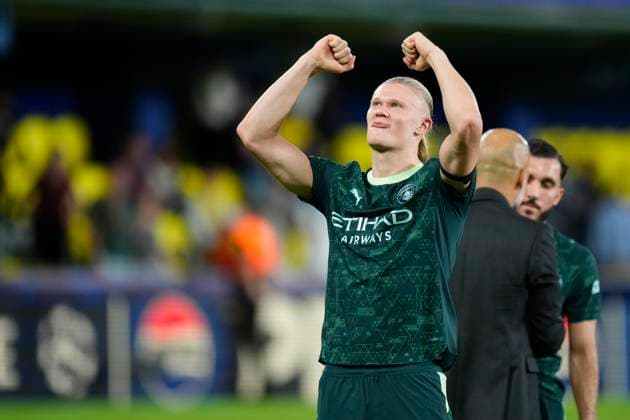 Villarreal CF v Manchester City - UEFA Champions League 2025 26 League Phase MD3 Erling Haaland centre-forward of Manchester City and Norway celebrates the victory after winning the UEFA Champions League 2025 26 League Phase MD3 match between Villarreal CF and Manchester City at Estadio de la Ceramica on October 21, 2025 in Villarreal, Spain. Villarreal Castellon Spain  Copyright: xJosexBretonx originalFilename:bretonhernandez-villarre251021_npM1X.jpg