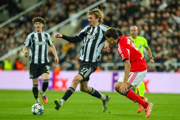 Newcastle United UEFA Champions League Nick Woltemade Of Newcastle United battles with Antonio Silva Of Benfica during the Newcastle United v S.L Benfica UEFA Champions League Round 1 League stage match at St. James Park, Newcastle Upon Tyne, England on 21 October 2025 Credit: Lee Keuneke Every Second Media Editorial use only. All images are copyright Every Second Media Limited. No images may be reproduced without prior permission. Copyright: xIMAGO EveryxSecondxMediax ESM-1628-0119 LeexKeunekex xEveryxSecondxMediax
