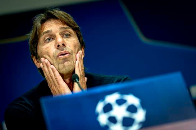 SSC Napoli trainer Antonio Conte during te press conference, PK, Pressekonferenz after the match PSV Eindhoven vs SSC Napoli at the Philips stadium for the Champions League - League phase - Matchday 3 season 2025-2026 in EINDHOVEN, Netherlands on 21 oktober 2025, (photo by Marcel van Dorst EYE4images DeFodi Images) SSC Napoli trainer Antonio Conte during te press conference after the match PSV Eindhoven vs SSC Napoli at the Philips stadium for the Champions League League phase Matchday 3 season 2025 2026 in EINDHOVEN, Netherlands on 21 oktober 2025, photo by Marcel van Dorst EYE4images DeFodi Images