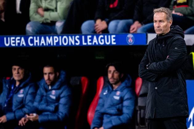 LEVERKUSEN, GERMANY - OCTOBER 21: Bayer 04 Leverkusen head coach Kasper Hjulmand looks on during the UEFA Champions League 2025 26 League Phase MD3 match between Bayer 04 Leverkusen and Paris Saint-Germain at BayArena on October 21, 2025 in Leverkusen, Germany. (Photo by Rene Nijhuis) SPO  Copyright: xRenexNijhuis