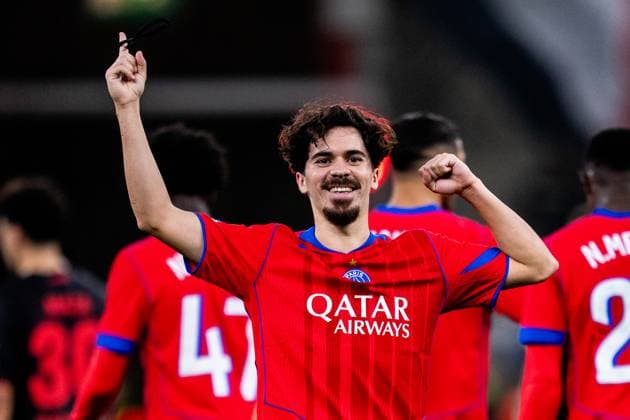 LEVERKUSEN, GERMANY - OCTOBER 21: Vitinha of Paris Saint-Germain celebrates after scoring his team s seventh goal during the UEFA Champions League 2025 26 League Phase MD3 match between Bayer 04 Leverkusen and Paris Saint-Germain at BayArena on October 21, 2025 in Leverkusen, Germany. (Photo by Rene Nijhuis) SPO  Copyright: xRenexNijhuis