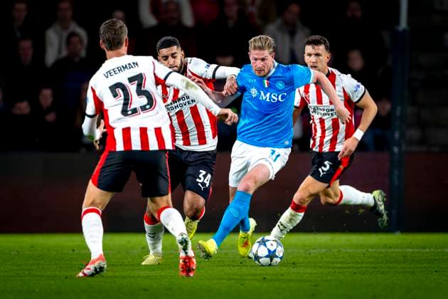 PSV Eindhoven midfielder Ismael Saibari, SSC Napoli midfielder Kevin de Bruyne during the match PSV Eindhoven vs SSC Napoli at the Philips stadium for the Champions League - League phase - Matchday 3 season 2025-2026 in EINDHOVEN, Netherlands on 21 oktober 2025, (photo by Marcel van Dorst EYE4images DeFodi Images) PSV Eindhoven midfielder Ismael Saibari, SSC Napoli midfielder Kevin de Bruyne during the match PSV Eindhoven vs SSC Napoli at the Philips stadium for the Champions League phase Matchday 3 season 2025 2026 in EINDHOVEN, Netherlands on 21 oktober 2025, photo by Marcel van Dorst EYE4images DeFodi Images