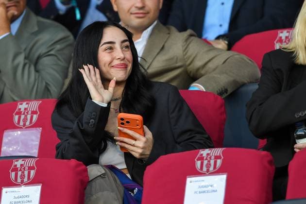 FC Barcelona, Barca v OLIMPIACOS FC OLIMPIC STADIUM LLUIS COMPANYS. MONTJUIC,BARCELONA. October 21,2025 FC BARCELONA vs OLIMPIACOS FC October 21,2025 Nicki Nicole Argentine singer and songwriter (girlfriend of Lamine Yamal) during the soccer match corresponding to the third match of the group stage of the UEFA Champions League between FC Barcelona and Olimpiacos FC at Olimpic Stadium Lluis Companys of MontjuÃ¯c in Barcelona, Spain. Barcelona ESP Copyright: xS.xRosx