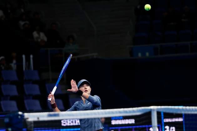 October 22, 2025, Tokyo, Japan: Anna KALINSKAYA (RUS) returns a shot against Diana SHNAIDER (RUS) during their match (Round of 16) at the Toray Pan Pacific Open Tennis at Ariake Colosseum in Tokyo. The tournament runs from October 20 to 36. Tokyo Japan - ZUMAm191 20251022_aap_m191_046 Copyright: xRodrigoxReyesxMarinx