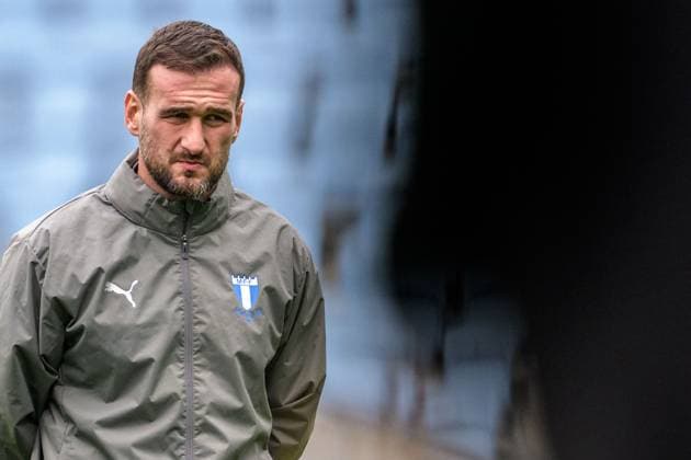 251022 Head coach Anes Mravac during a UEFA Europa League training session with Malmö FF on October 22, 2025 in Malmö. Photo: Mathilda Schuler BILDBYRAN kod MA MA0878 fotboll football soccer fotball uefa europa league europa league träning practice training malmö ff bbeng Copyright: MATHILDAxSCHULER BB251022MA036