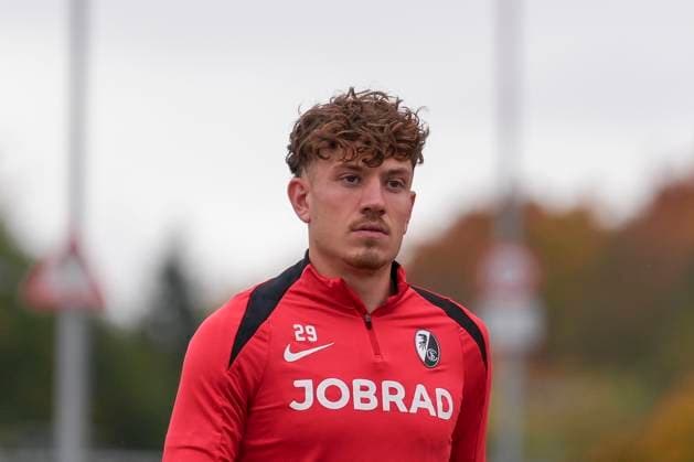 Philipp Treu (SC Freiburg, 29) , letztes medienöffentliches Training des SC Freiburg vor dem dritten Europa League Spiel in der Ligaphase, Deutschland, Fussball, UEFA Europa League, 3.Spieltag, 2025 2026, SC Freiburg vs. FC Utrecht, 22.10.2025, letztes medienöffentliches Training des SC Freiburg vor dem dritten Europa League Spiel in der Ligaphase, Europa-Park Stadion, Freiburg, Deutschland Freiburg Europa-Park Stadion Baden-Württemberg Deutschland Copyright: xArnexAmbergx
