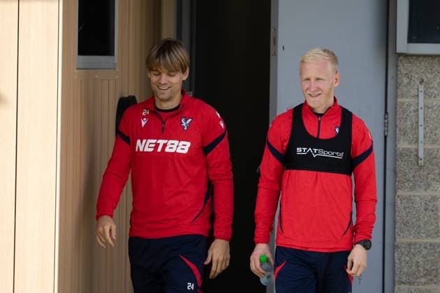 Crystal Palace 22 10 2025. Press and training Crystal Palace defender Borna Sosa (24) and Crystal Palace midfielder Will Hughes (19) during the training session and press conference, PK, Pressekonferenz for Crystal Palace at Selhurst Park, London, ahead of their UEFA Conference League England on 22 October 2025. Editorial use only , Copyright: xStephenxFlynnx PSI-23085-0001
