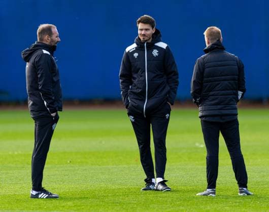 Rangers Head Coach Danny Rohl during today s training session at The Rangers Training Centre, Glasgow. Rangers Training - The Rangers Training Centre, Glasgow, Lanarkshire, Scotland, UK - 22 Oct 2025Glasgow The Rangers Training Centre Lanarkshire, Scotland United Kingdom EDITORIAL USE ONLY  Copyright: xRangersxFC Shutterstockx 15565326k