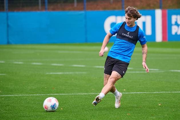 22.10.2025, Fußball, Herren, 2.BL, Saison 2025 2026, Training Holstein Kiel John Tolkin nach Verletzung zurück auf dem Platz Kiel, Projensdorf Projensdorf, Trainigsplatz Schleswig-Holstein Deutschland
