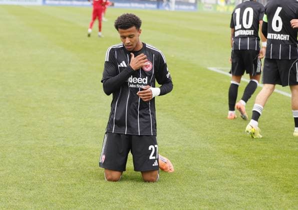 22.10.2025 xphx Dreieich UEFA Youth League 2025 2026 Eintracht Frankfurt - Liverpool U19 Torubel nach dem Tor zum 1:0 durch Keziah Oteng-Mensah (Eintracht Frankfurt)