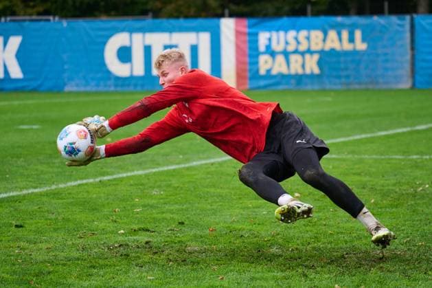 22.10.2025, Fußball, Herren, 2.BL, Saison 2025 2026, Training Holstein Kiel Torwwart Lio Rothenhagen (U20-Nationaltorwart) Kiel, Projensdorf Projensdorf, Trainigsplatz Schleswig-Holstein Deutschland
