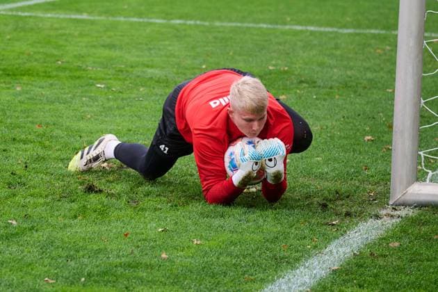 22.10.2025, Fußball, Herren, 2.BL, Saison 2025 2026, Training Holstein Kiel Torwwart Lio Rothenhagen (U20-Nationaltorwart) Kiel, Projensdorf Projensdorf, Trainigsplatz Schleswig-Holstein Deutschland
