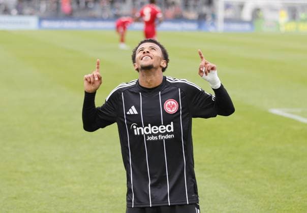 22.10.2025 xphx Dreieich UEFA Youth League 2025 2026 Eintracht Frankfurt - Liverpool U19 Torubel nach dem Tor zum 1:0 durch Keziah Oteng-Mensah (Eintracht Frankfurt)