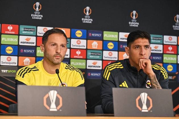 Ahead of the Fenerbahce v Stuttgart - UEFA Europa League ISTANBUL, TURKIYE - OCTOBER 22: Fenerbahce head coach Domenico Tedesco (L) and player Edson Alvarez (R) speak during a press conference, PK, Pressekonferenz at Fenerbahce Can Bartu Facilities ahead of the UEFA Europa League week 3 match against German team Stuttgart in Istanbul, Turkiye, on October 22, 2025. Muhammed Enes Yildirim Anadolu Istanbul Turkey. Editorial use only. Please get in touch for any other usage.  Copyright: x2025xAnadoluxMuhammedxEnesxYildirimx