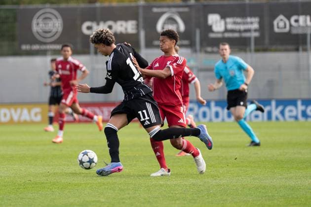 22.10.2025, xhfmx, Fußball UEFA Youth League, Eintracht Frankfurt - FC Liverpool v.l. Alessandro Gaul Souza (Eintracht Frankfurt U19) (DFL DFB REGULATIONS PROHIBIT ANY USE OF PHOTOGRAPHS as IMAGE SEQUENCES and or QUASI-VIDEO) Dreieich