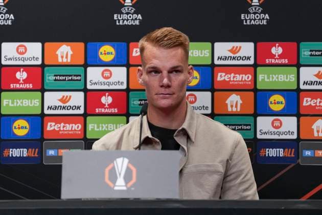Philipp Lienhart (SC Freiburg, 03) , Pressekonferenz des SC Freiburg vor dem dritten Europa League Spiel in der Ligaphase, Pressegespräch, Deutschland, Fussball, UEFA Europa League, 3.Spieltag, 2025 2026, SC Freiburg vs. FC Utrecht, 22.10.2025, Pressekonferenz des SC Freiburg vor dem dritten Europa League Spiel in der Ligaphase, Pressegespräch, Europa-Park Stadion, Freiburg, Deutschland Freiburg Europa-Park Stadion Baden-Württemberg Deutschland Copyright: xArnexAmbergx