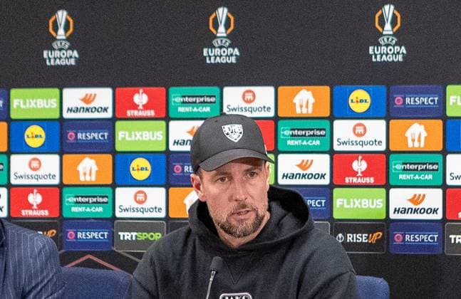 Istanbul , Euro League VfB Stuttgart , PK Pressekonferenz und Training , Sebastian Hoeneß