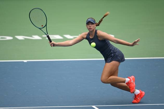 2025 ITF World Tennis Tour Junior Finals Chengdu , China Kristina Penickova (USA) vs Julia Stusek (GER)