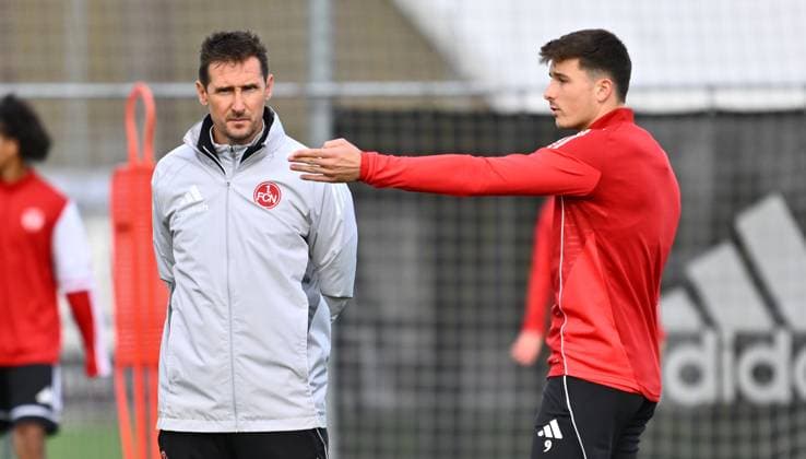 22.10..2025 - Fussball - 2. Fussball - Bundesliga - Saison 2025 2026 - 1. FC Nürnberg Nuernberg FCN ( Club ) - Training - Sportfoto Zink - xwoxzix - Miroslav Miro Klose ( Trainer 1. FC Nürnberg FCN ) Semir Telalovic (9, 1. FC Nürnberg FCN )