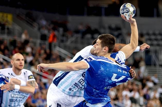 HC Zagreb v OTP Bank Pick Szeged: EHF Champions League Aleks Kavcic of HC Zagreb shoots whilst under pressure from Jeremy Toto of Pick Szeged during the Men s EHF Champions League group B match between HC Zagreb and OTP Bank Pick Szeged at Arena Zagreb on October 22, 2025. in Zagreb, Croatia.  IgorxKralj PIXSELL