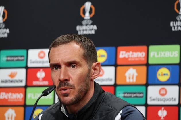 Freiburg, Deutschland 22. Oktober 2025: Pressekonferenz vor Fussball-Europa-League gegen FC Utrecht - 22.10.2025 Im Bild: Trainer Julian Schuster (SC Freiburg) bei der Pressekonferenz vor dem Spiel der Fussball-Europa-League Europapark-Stadion Baden Württemberg Copyright: xFotostandx xHettichx