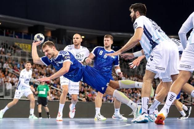 HC Zagreb v OTP Bank Pick Szeged: EHF Champions League Ihar Bialiauski of HC Zagreb shoots during the Men s EHF Champions League group B match between HC Zagreb and OTP Bank Pick Szeged at Arena Zagreb on October 22, 2025. in Zagreb, Croatia.  IgorxKralj PIXSELL