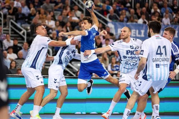 HC Zagreb v OTP Bank Pick Szeged: EHF Champions League Davor Gavric of HC Zagreb shoots during the Men s EHF Champions League group B match between HC Zagreb and OTP Bank Pick Szeged at Arena Zagreb on October 22, 2025. in Zagreb, Croatia.  IgorxKralj PIXSELL