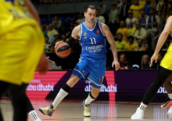 Maccabi Tel-Aviv v Real Madrid, Euroleague, season 2025 2026, round 6 Belgrade, Serbia. 22th Oct, 2025. Real Madrid s Mario Hezonja during the Euroleague basketball match between Maccabi Tel-Aviv and Real Madrid on October 22. 2025. in Belgrade, Serbia. Belgrade Serbia Copyright: xPedjaxMilosavljevic STARSPORTx