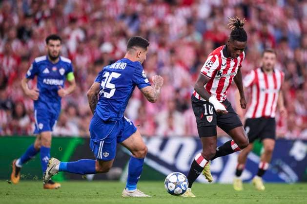 ESP: Athletic Club - Qarabag FK,. UEFA Champions League. Matchday 3. Nico Williams of Athletic Club, Pedro Bicalho of Qarabag FK during the UEFA Champions League match, between Athletic Club and Qarabag FK, matchday 3, played at San Mames Stadium on October 22, 2025 in Bilbao, Spain. kpng Copyright: xCesarxOrtizx xPRESSINx PS_241022_ATH_QAR_2526_018