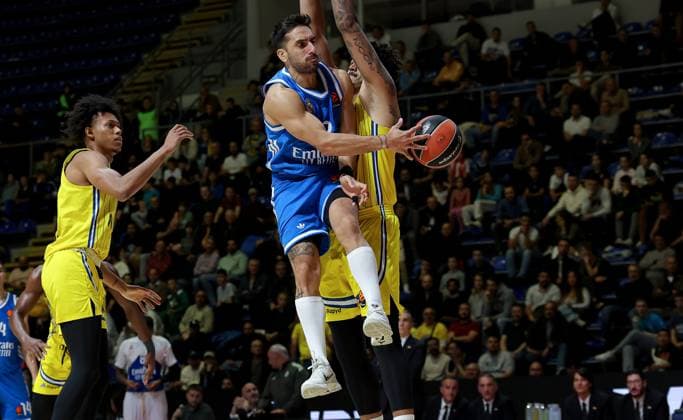 Maccabi Tel-Aviv v Real Madrid, Euroleague, season 2025 2026, round 6 Belgrade, Serbia. 22th Oct, 2025. Real Madrid s Facundo Campazzo during the Euroleague basketball match between Maccabi Tel-Aviv and Real Madrid on October 22. 2025. in Belgrade, Serbia. Belgrade Serbia Copyright: xPedjaxMilosavljevic STARSPORTx