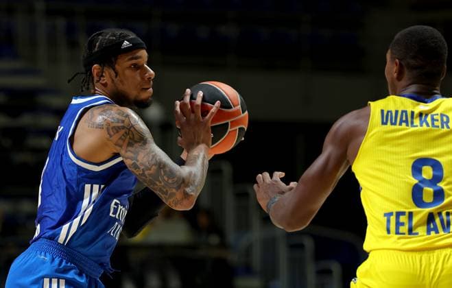 Maccabi Tel-Aviv v Real Madrid, Euroleague, season 2025 2026, round 6 Belgrade, Serbia. 22th Oct, 2025. Real Madrid s Chuma Okeke during the Euroleague basketball match between Maccabi Tel-Aviv and Real Madrid on October 22. 2025. in Belgrade, Serbia. Belgrade Serbia Copyright: xPedjaxMilosavljevic STARSPORTx