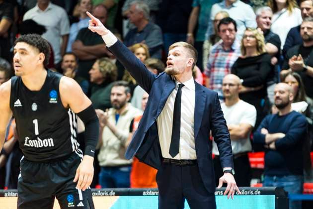 22.10.2025, xomx, Basketball BKT EuroCup, NINERS Chemnitz - London Lions v.l. Tautvydas Sabonis (London Lions), Joel Scott (London Lions) Chemnitz