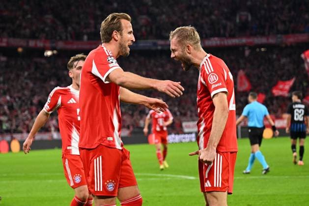 Bayern Munchen v Club Brugge - UEFA Champions League MUNICH, GERMANY - OCTOBER 22 : Kane Harry forward of Bayern Munchen celebrates scoring a goal with teammate Laimer Konrad midfielder of Bayern Munchen during the UEFA Champions League 2025 26 League Phase MD3 match between Bayern Munchen and Club Brugge on October 22, 2025 in Munich, Germany, 22 10 2025 Munich Germany  Copyright: xTomasxSiskx