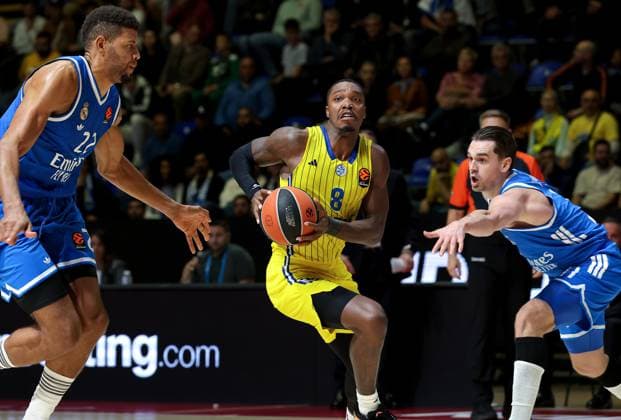 Maccabi Tel-Aviv v Real Madrid, Euroleague, season 2025 2026, round 6 Belgrade, Serbia. 22th Oct, 2025. Maccabi s Lonnie Walker IV during Euroleague basketball match between Maccabi Tel-Aviv and Real Madrid on October 22. 2025. in Belgrade, Serbia. Belgrade Serbia Copyright: xPedjaxMilosavljevic STARSPORTx
