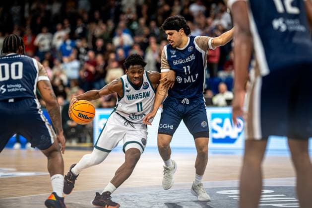 BCL: MLP Academics Heidelberg - Legia Warszawa; 22.10.2025 Spielszene mit Ben Shungu (11; Legia Warszawa) und Erol Ersek (11; MLP Academics Heidelberg) Basketball Champions League: MLP Academics Heidelberg – Legia Warszawa, 22.10.2025 at SNP-Dome, Heidelberg. Copyright: xBEAUTIFULxSPORTS Gelhardtx