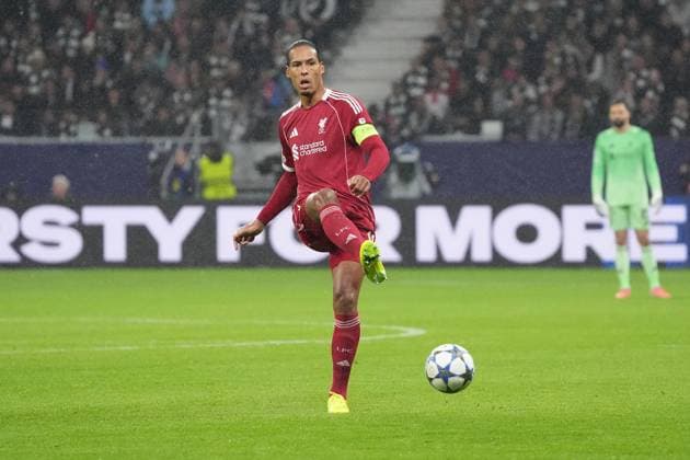 Virgil van Dijk (Liverpool FC) - Frankfurt 22.10.2025: Eintracht Frankfurt vs. FC Liverpool, Deutsche Bank Park, UEFA Champions League