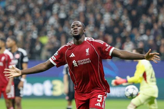 v.l. Torschuetze Ibrahima Konate (Liverpool FC, 5), Jubel nach seinem Tor zum 1:3, jubelnd, bejubelt, jubelt, jubeln, emotionen 22.10.2025, Fussball, Uefa Champions League, Eintracht Frankfurt - Liverpool FC, GER, Frankfurt am Main, Deutsche Bank Park. Copyright: HMBxMedia xHeikoxBecker