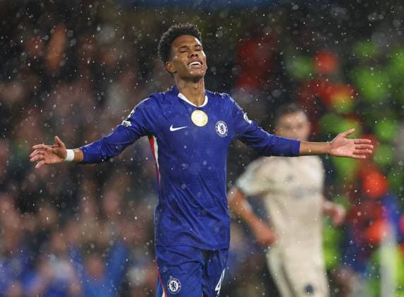 London, England, 22nd October 2025. Estevao of Chelsea celebrates scoring their fourth goal during the Chelsea vs Ajax UEFA Champions League match at Stamford Bridge, London. Picture credit should read: Paul Terry Sportimage EDITORIAL USE ONLY. No use with unauthorised audio, video, data, fixture lists, club league logos or live services. Online in-match use limited to 120 images, no video emulation. No use in betting, games or single club league player publications. SPI_063_PT_Chelsea_Ajax SPI-4230-0061